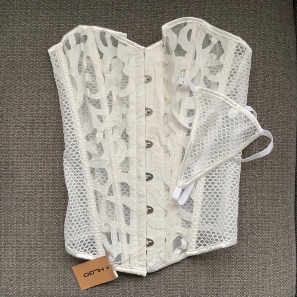 NWT white floral mesh boned corset S & M - Picture 4 of 6